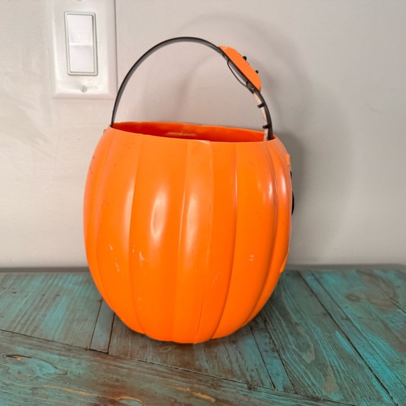 Vintage Monocore 1998 Scary Light Up Eyes Jack-O-Lantern Trick Or Treat Bucket - Picture 9 of 11